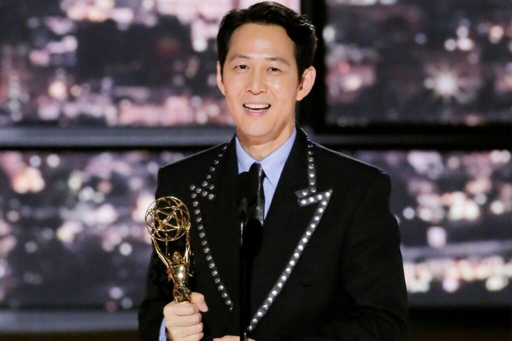 Lee Jung-jae holds his Emmy Award